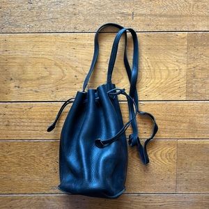 Baggu bucket bag